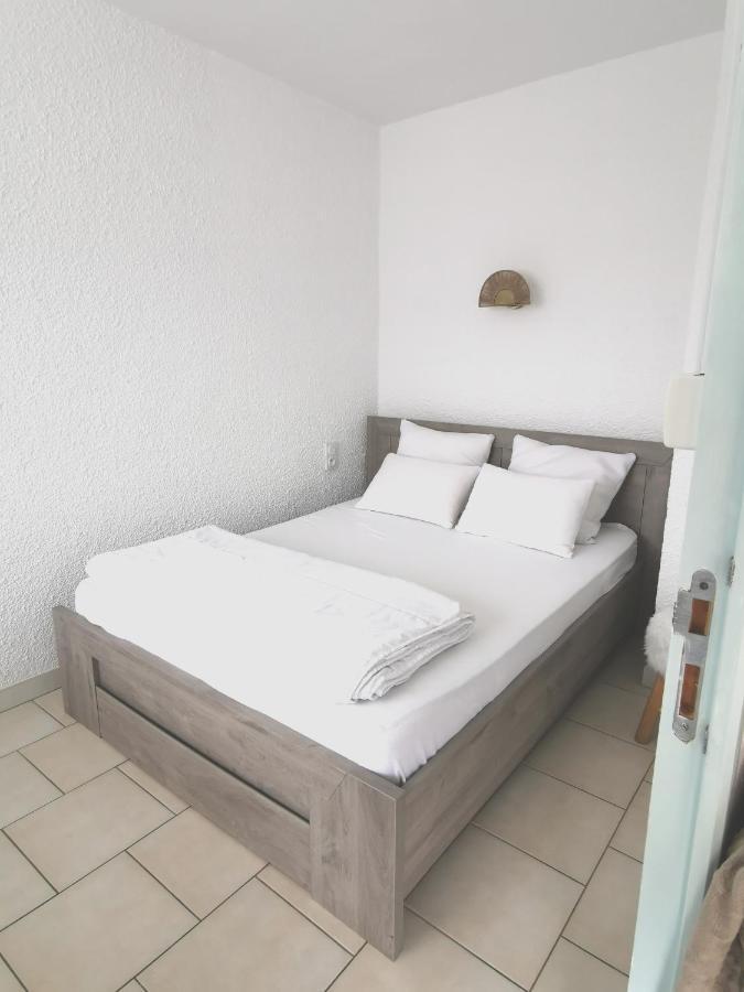 Des T2+terrasse Apartment *